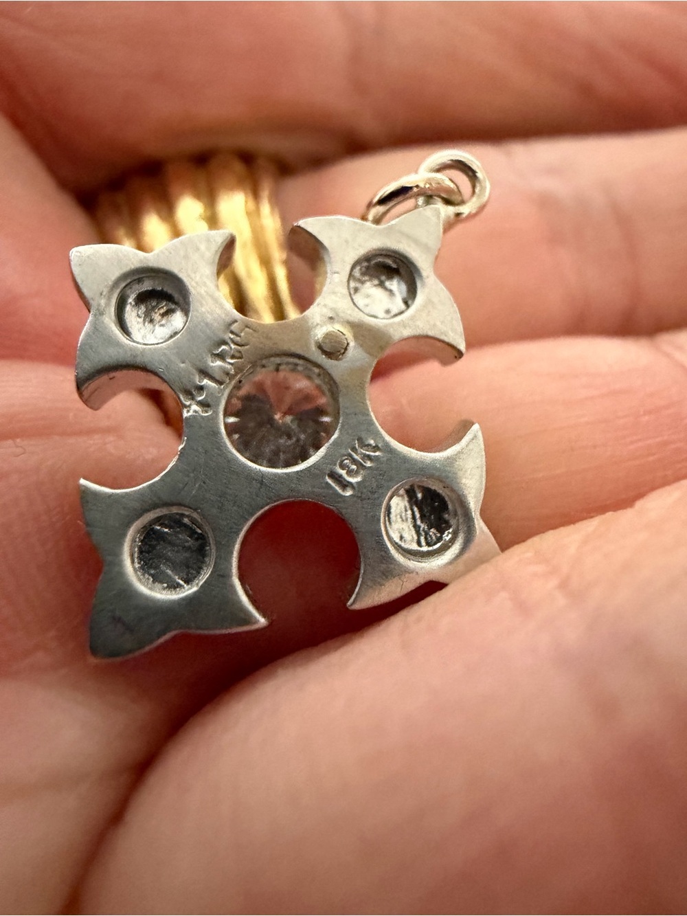 Loree Rodkin 18k gold diamond pendant or charm - Picture 4 of 6